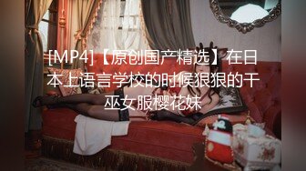 ❤️❤️两个嫩妹妹双飞轮流操，清纯呆萌美少女，一屌两女玩，一起翘腿求操，骑乘位打桩，乱换着输出