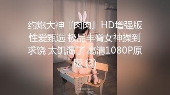 《母子乱伦》小伙经过多次试探成功拿下老妈 终于把大鸡巴插入了老妈保养的还不错的大肥B