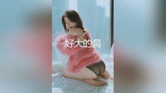 科技楼蹲守 极品女神一般人是不可能看到她的B的