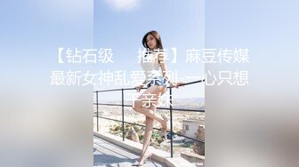 ❤️❤️小虎牙清纯甜美少女，蒙上眼睛被狠狠干，毛毛浓密骚逼，一顿猛怼水很多，骑乘位后入，各种姿势