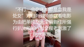 漂亮淫妻 老婆自己动大鸡吧爽不爽 射嘴里好不好老婆 骚货看到小帅锅又抱又亲 口爆吃精