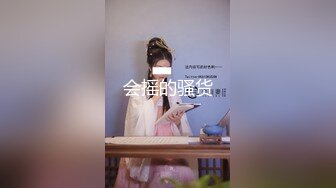 平台第一人气极品骚女【Avove】户外车震，窗外人来人往，车内无套狂插无毛嫩穴，劲爆刺激几千块钱门票到手