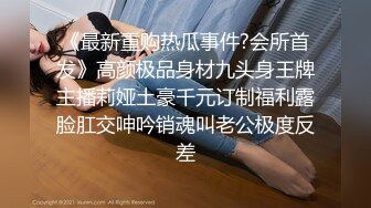 【3_3】00后小帅哥被哥哥带回家调戏鸡奸,摘套内射